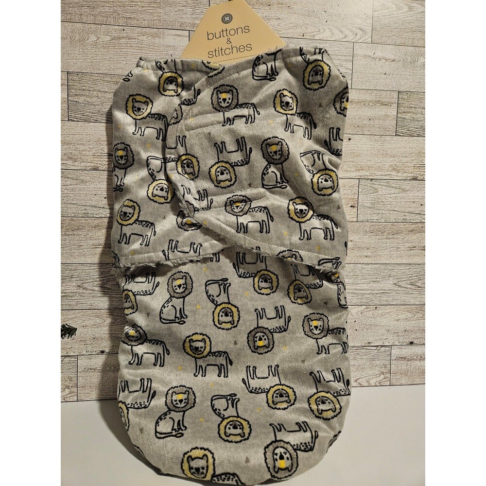 Buttons & Stitches Baby Lion Swaddle Sack 0-3 Months NWT